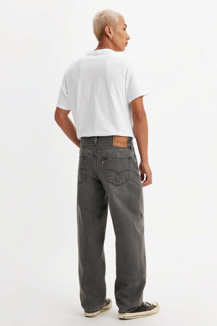 568 Loose Straight Jeans - 32