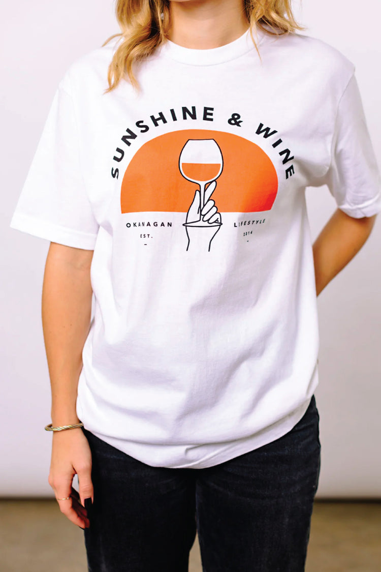 Unisex Sunshine & Wine Tee - WHT
