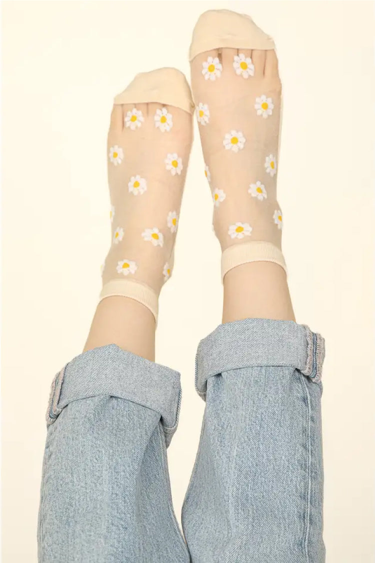 Daisy Embroidered Mesh Socks - NUD