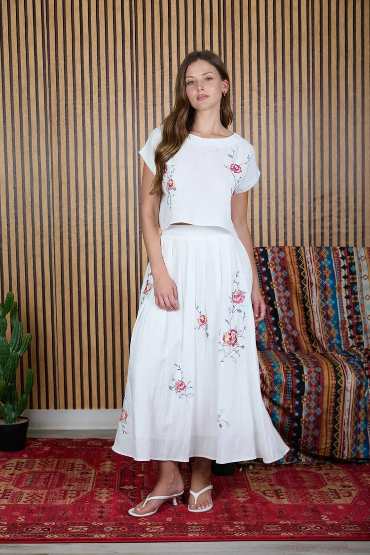 Floral Embroidered Blouse - WHT