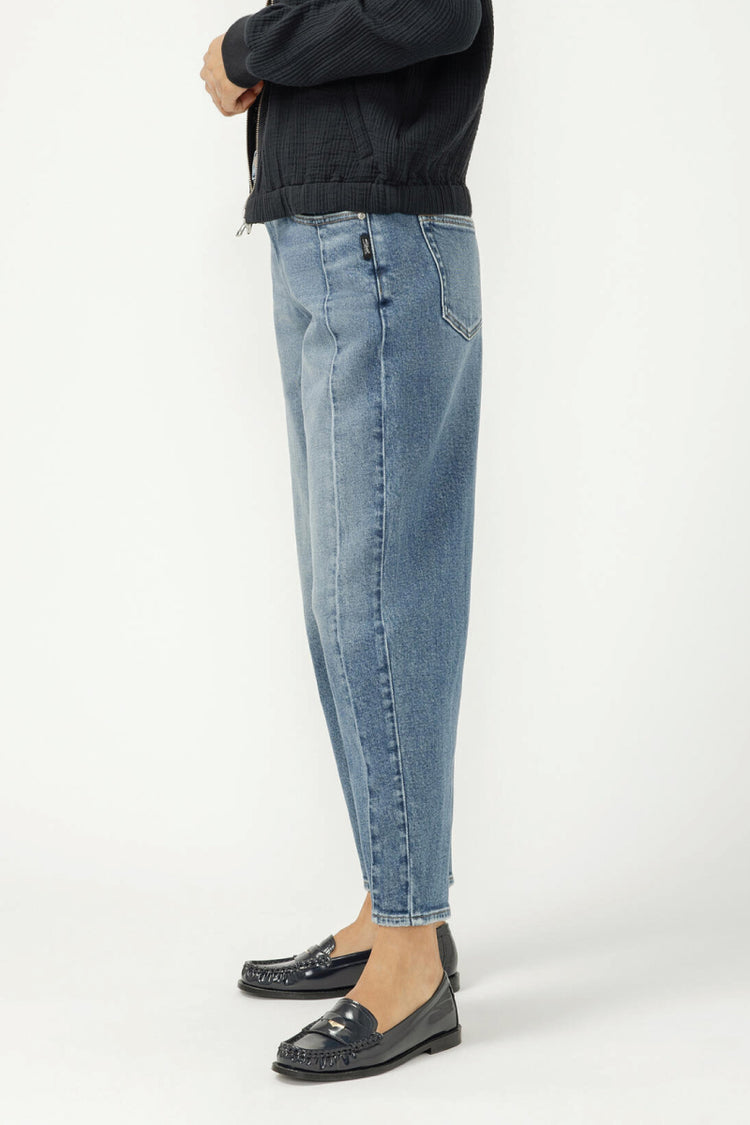High Rise Slim Barrel Leg Jeans - 27