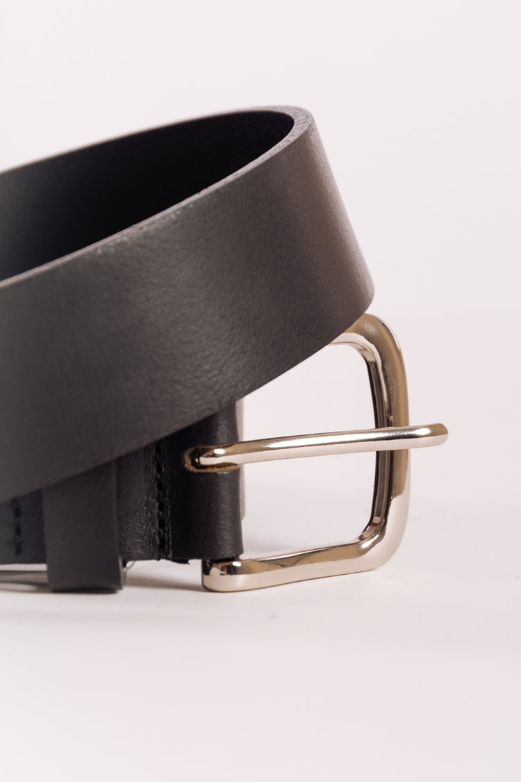 Leather Belt with Nickel Buckle - BLK