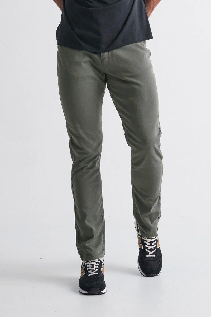 No Sweat Relaxed Taper Jeans - 32