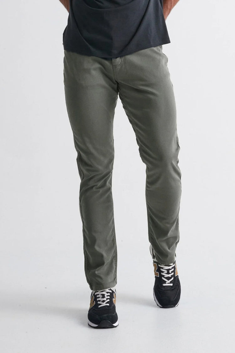 No Sweat Relaxed Taper Jeans - 32