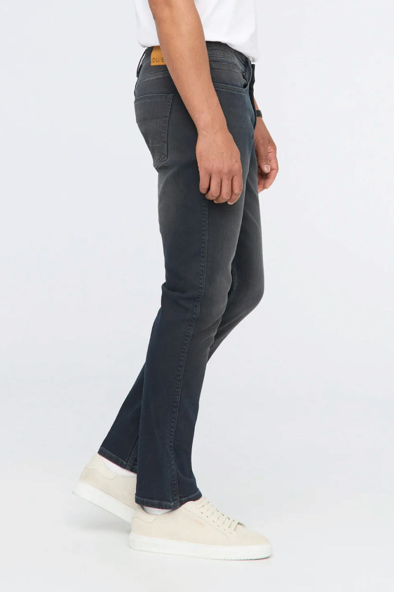 Performance Denim Relaxed Taper - 32