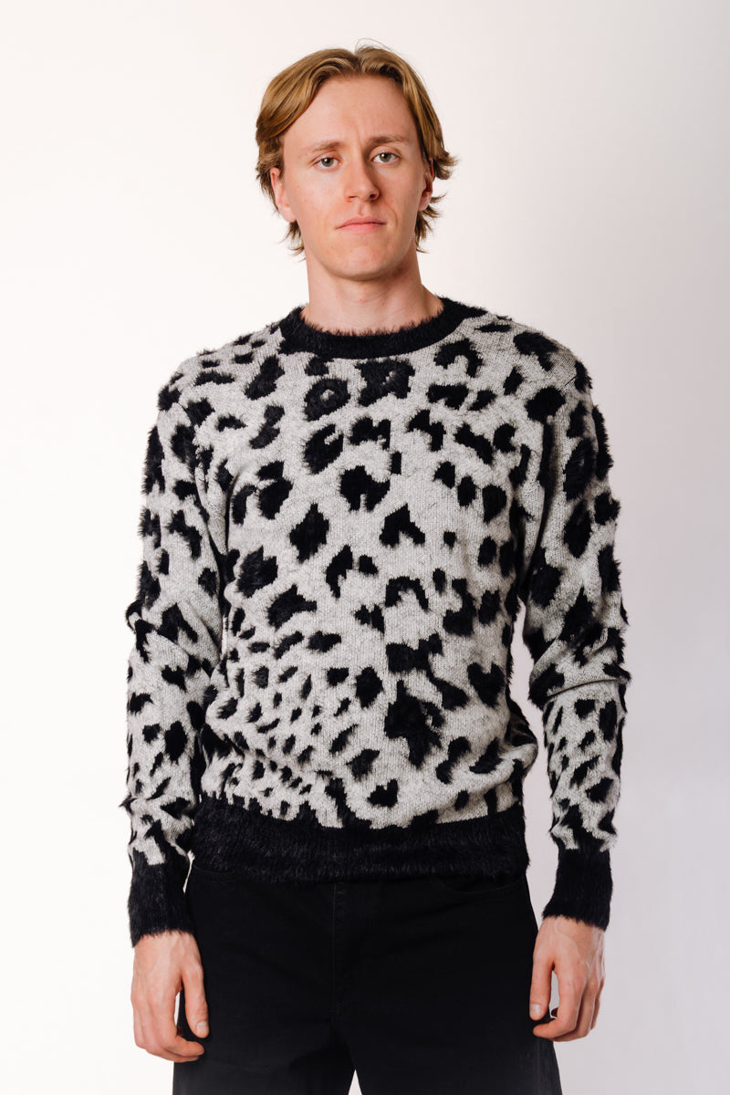 Snow Leopard Sweater - WHT