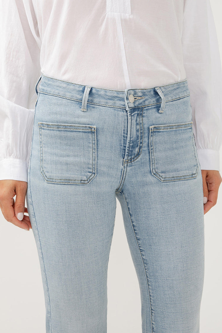 Suki Mid Rise Flare Jeans - 31