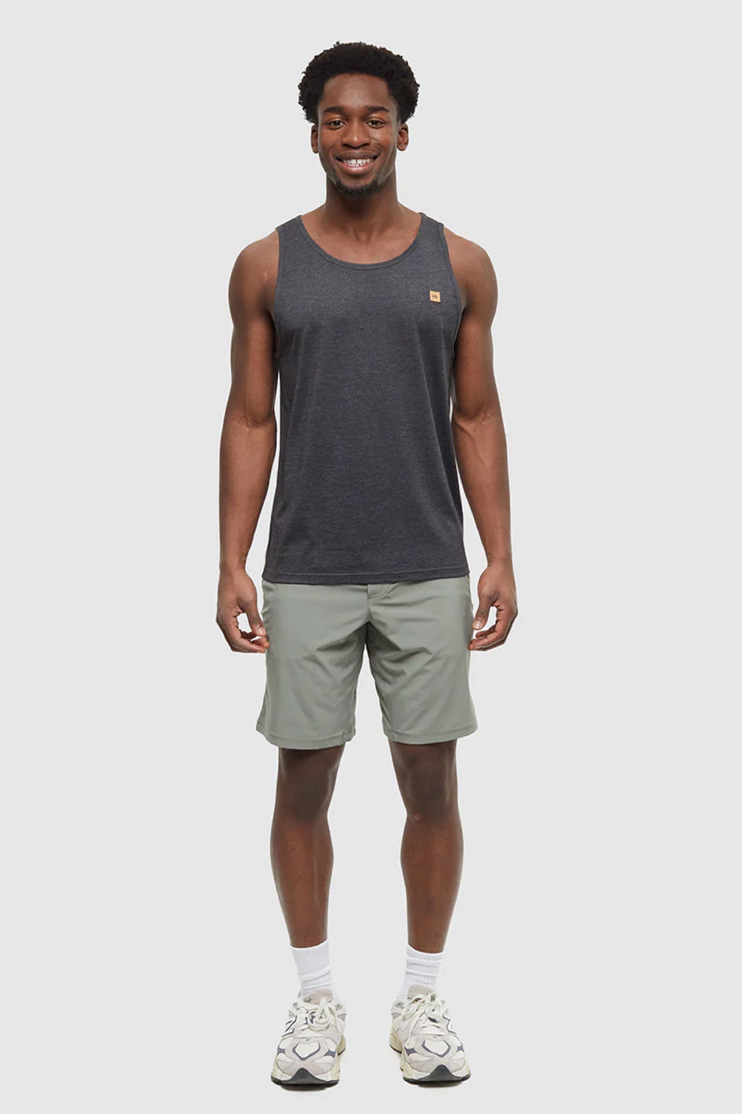 TreeBlend  Pender Tank - BLK