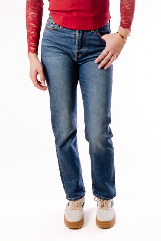 Wedgie Straight Fit Jeans - 28