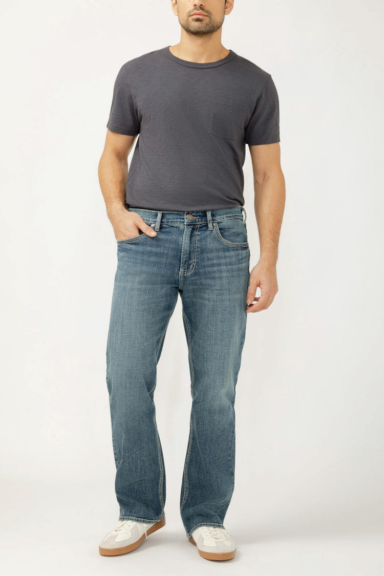 Zac Relaxed Fit Straight Leg Jeans - 32