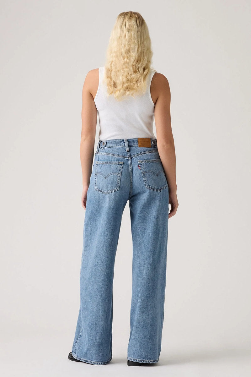 Cinch Wide Leg Lightweight Jeans - 31