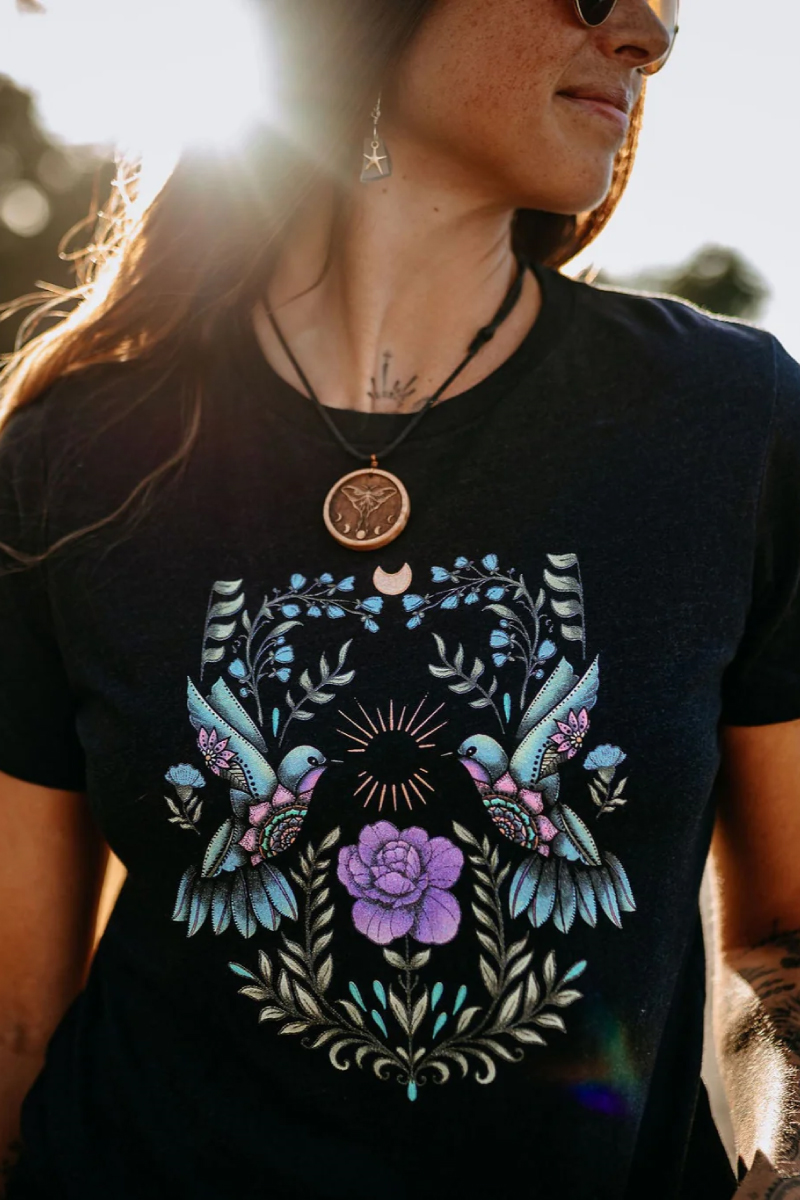 Cottage Hummingbird Tee - BKH