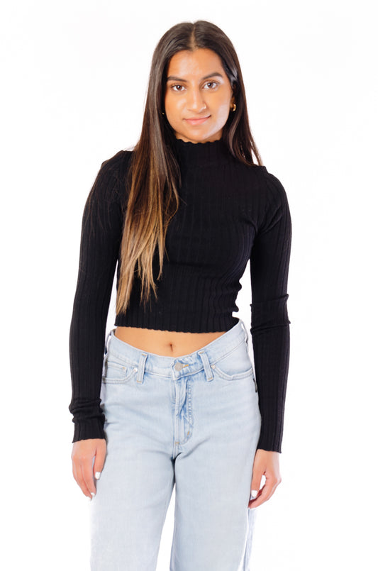 Cropped Ribbed Long Sleeve - BLK
