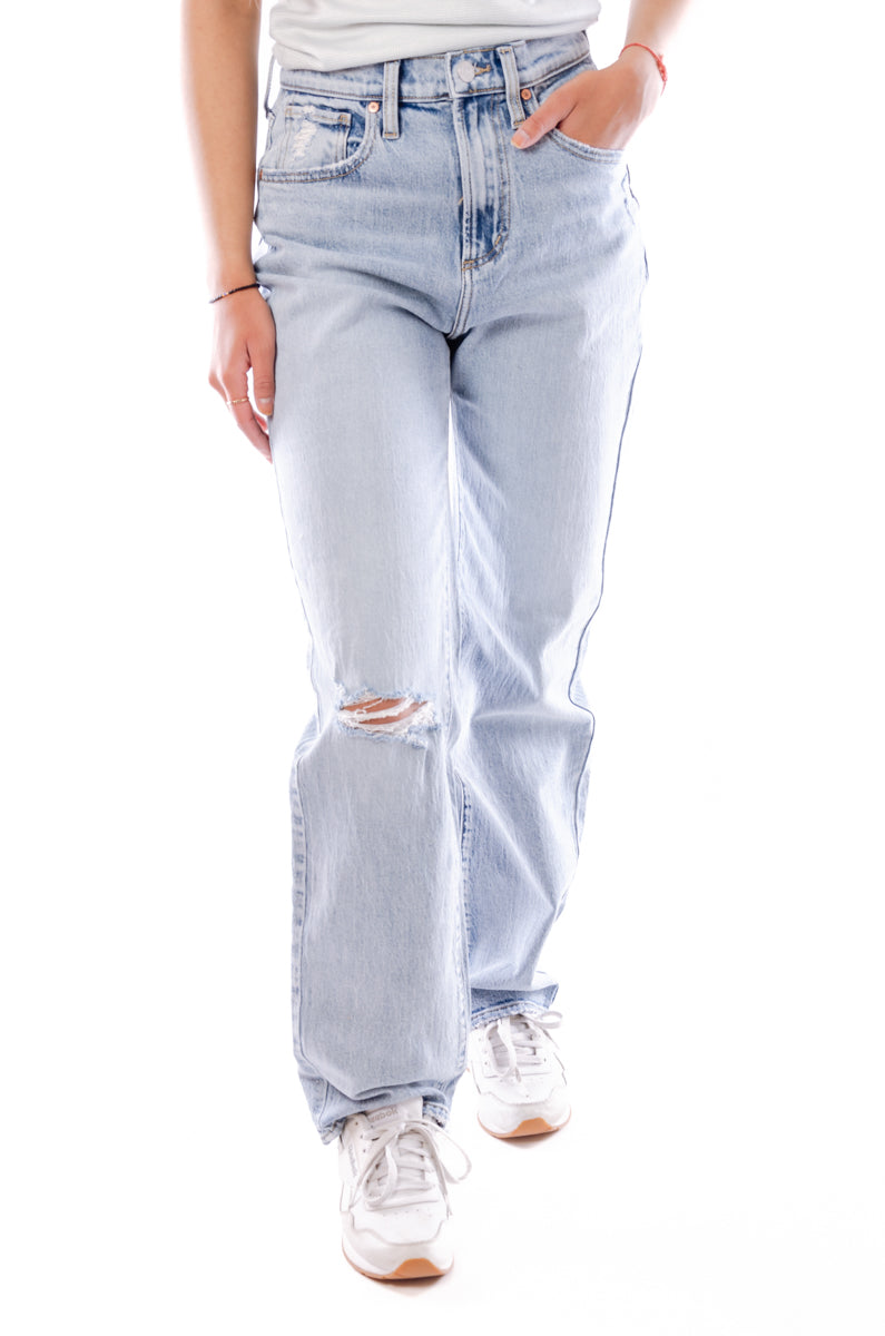 Highly Desirable Straight Leg Jeans - 30