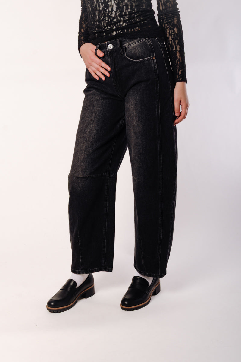 Jacqueline Barrel Leg Jean - VBK