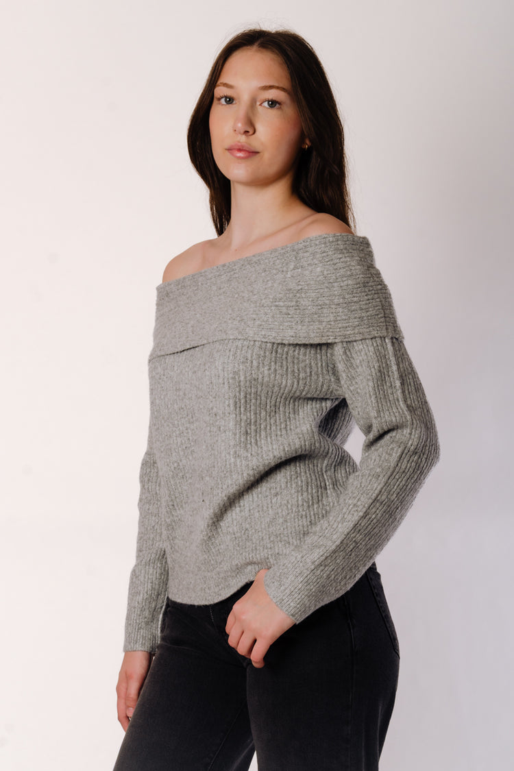 Off-The-Shoulder Sweater - FLT