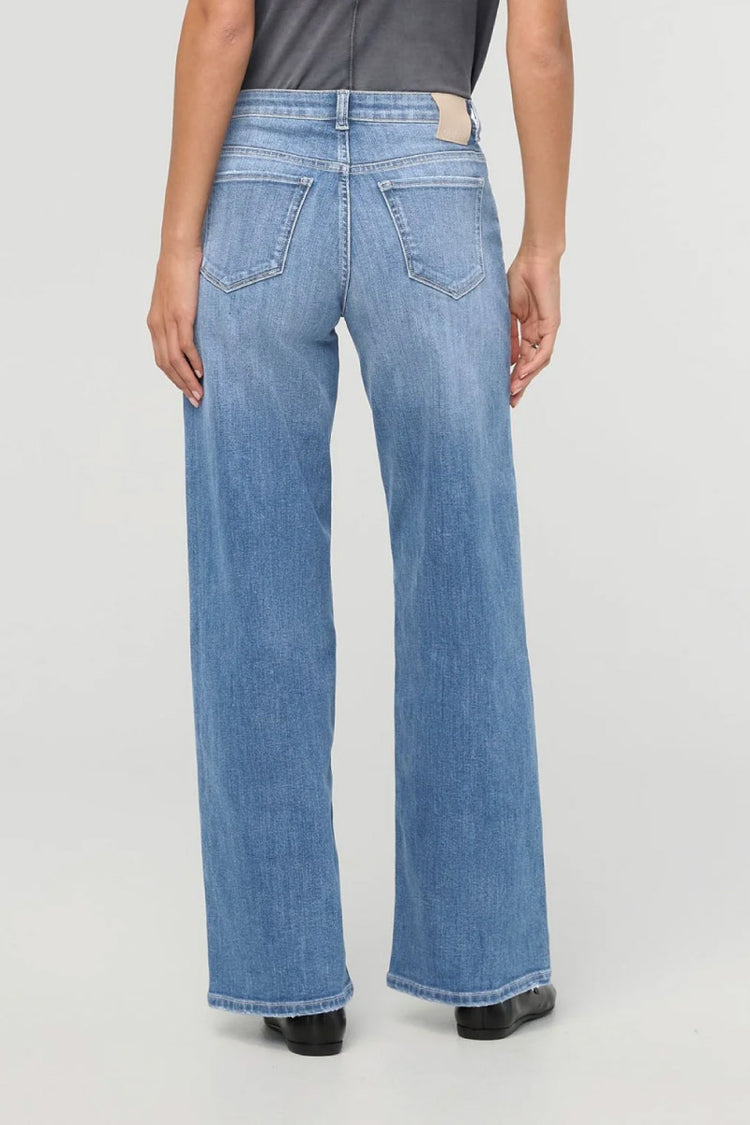 Performance Denim+ Mid Rise Loose Straight Jeans - 32