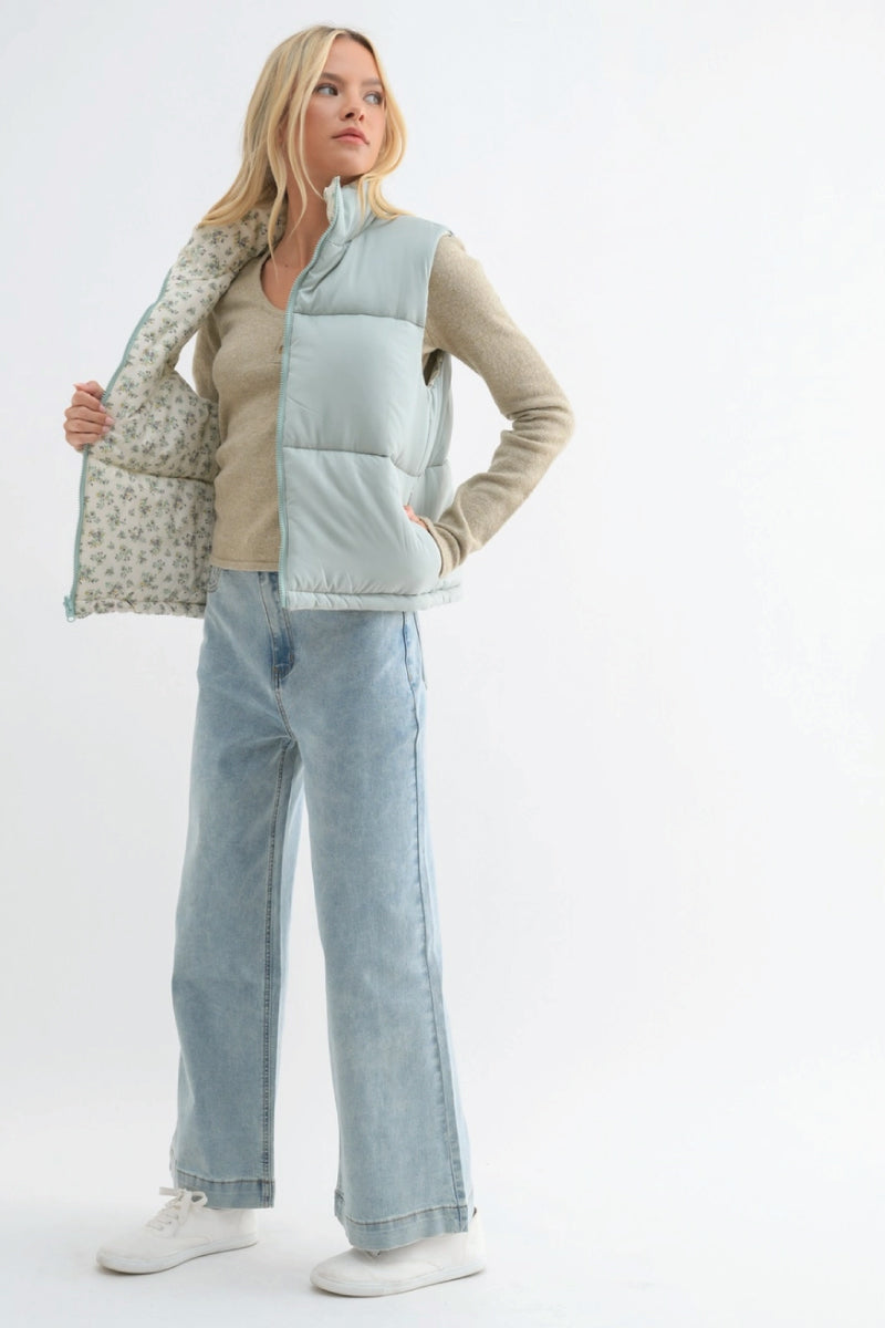Reversible Floral Puffer Vest - CRM