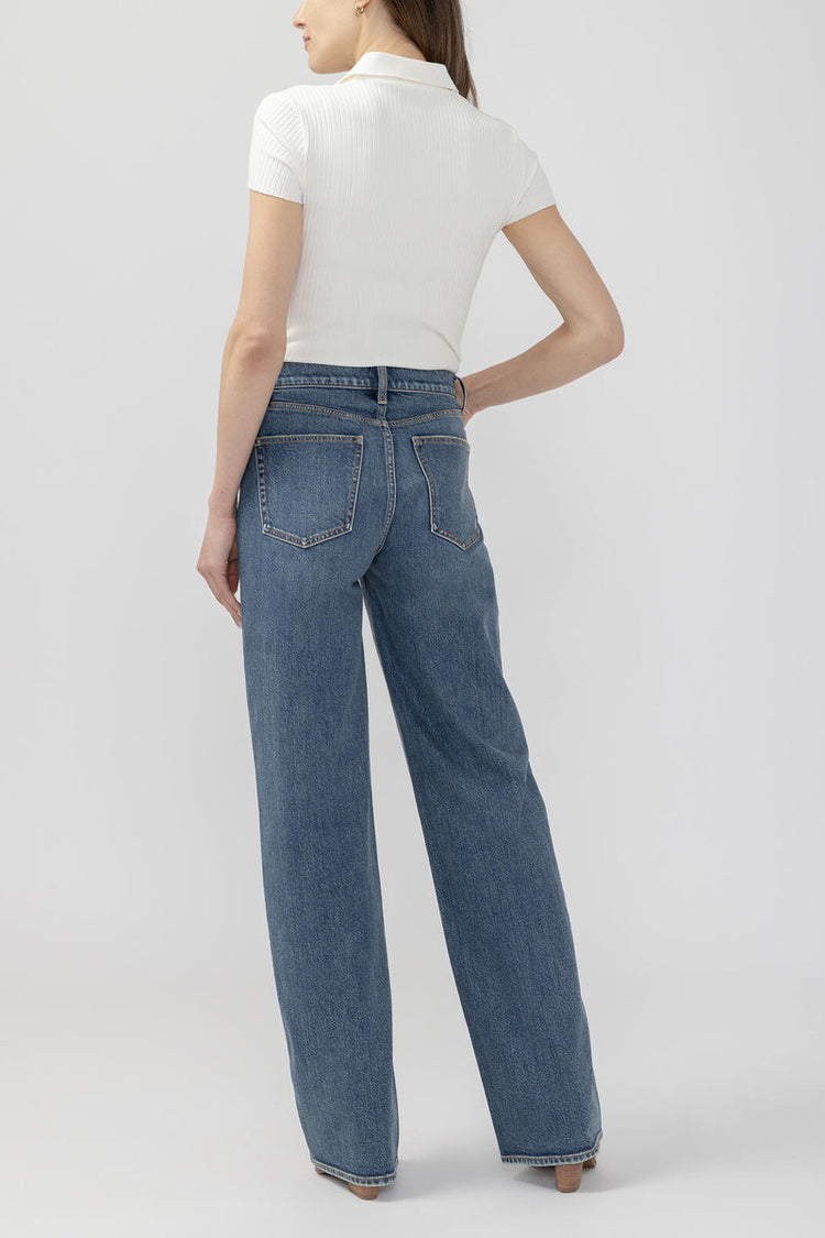 V-Front Wide Leg Jeans - 31