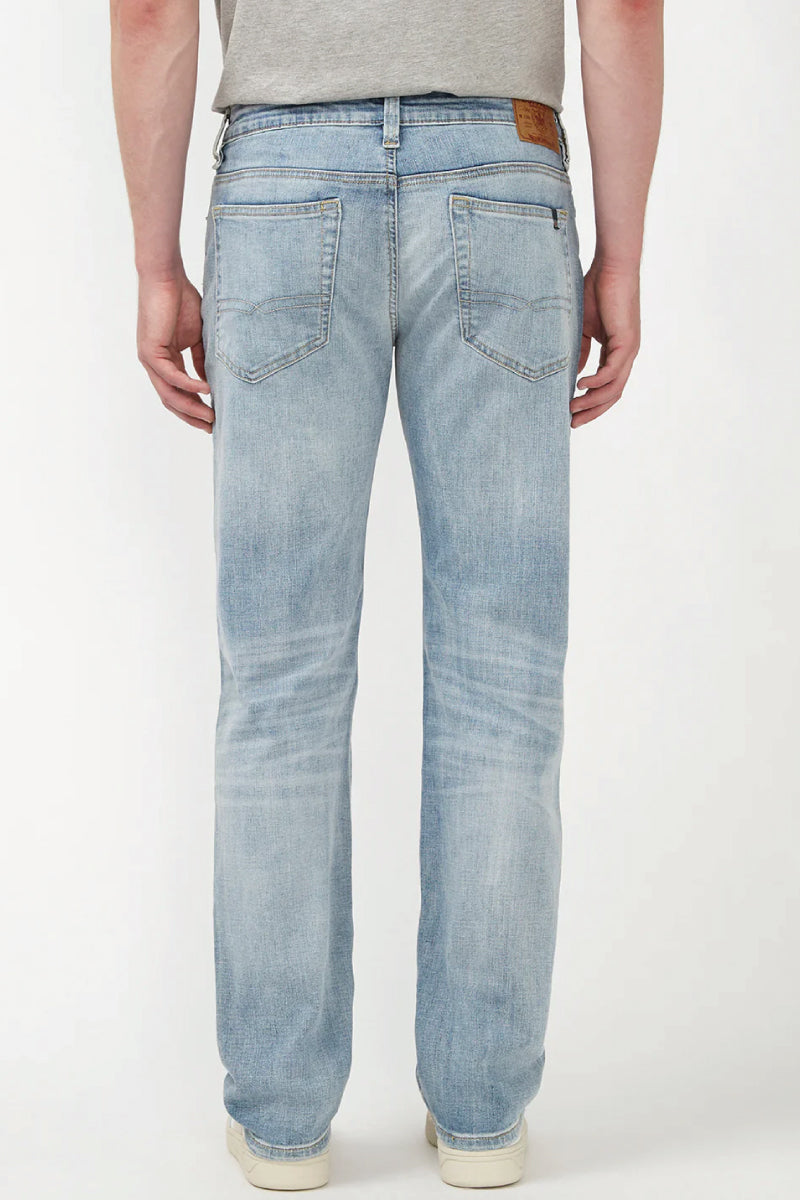 Six Straight Jeans