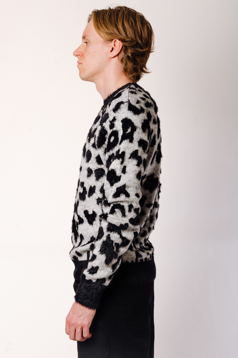 Snow Leopard Sweater - WHT