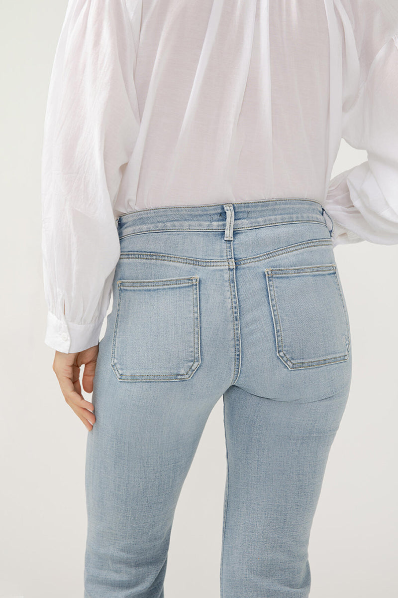 Suki Mid Rise Flare Jeans - 31