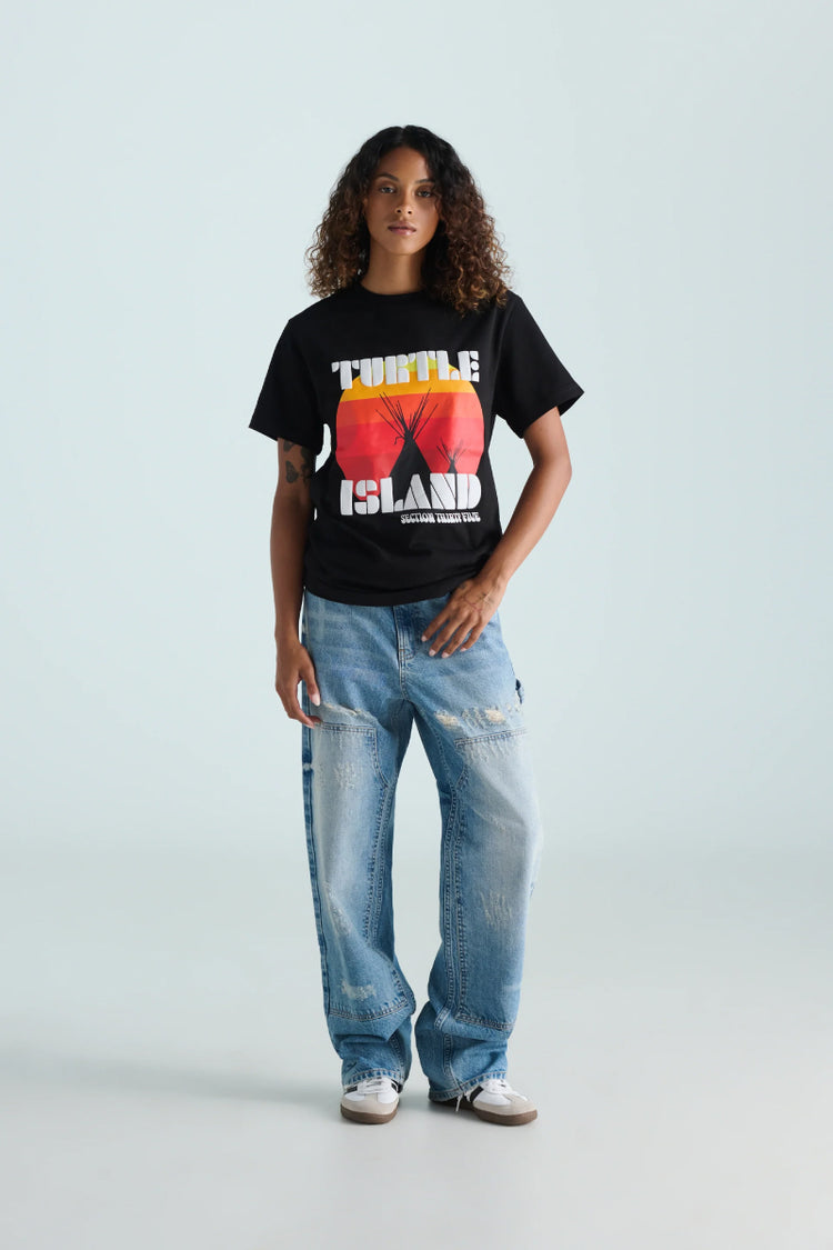 Unisex Turtle Island Tee - BLK