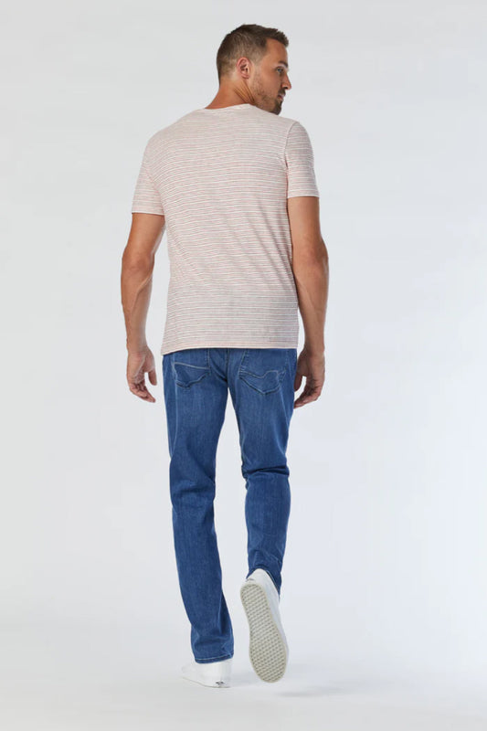 Zach Straight Leg Jeans - 32