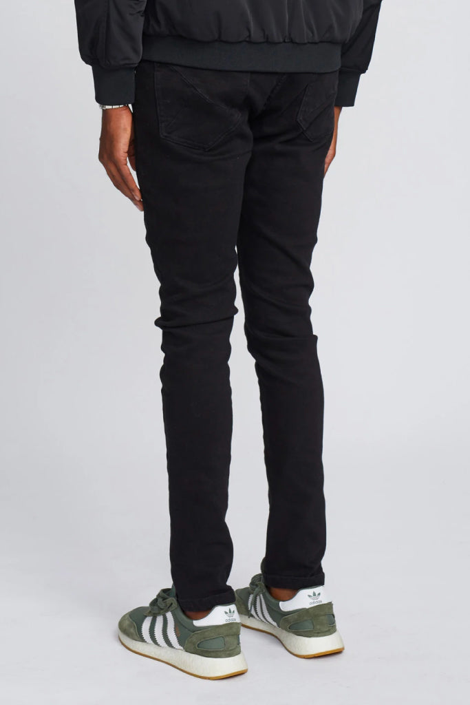 Skinny Essential Denim - BLK