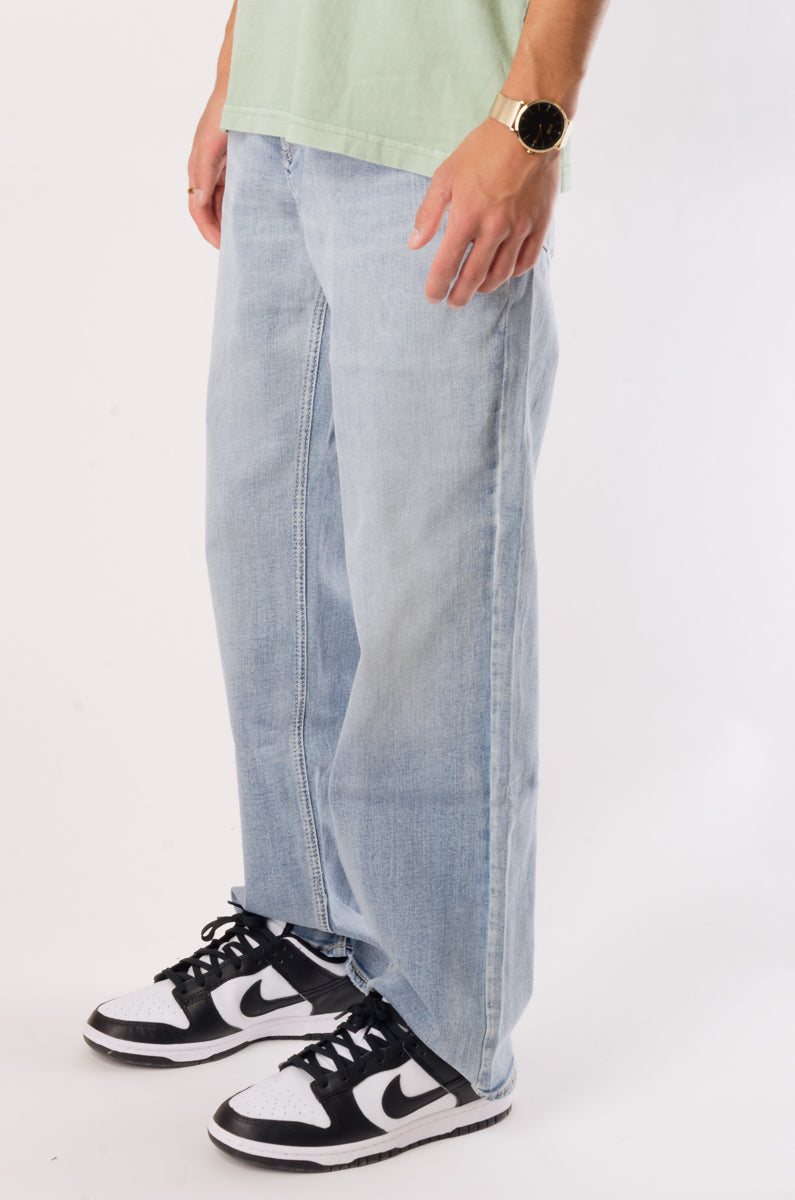 Gordie Relaxed Fit Straight Legs Jeans