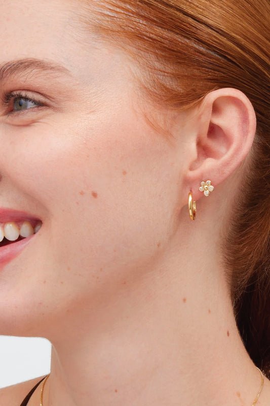 Mini Pave Daisy Stud Earrings - GLD