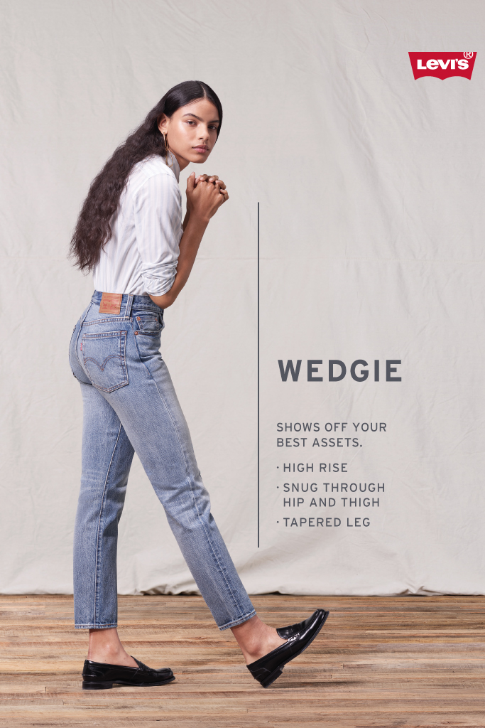 Wedgie Fit Ankle Jeans